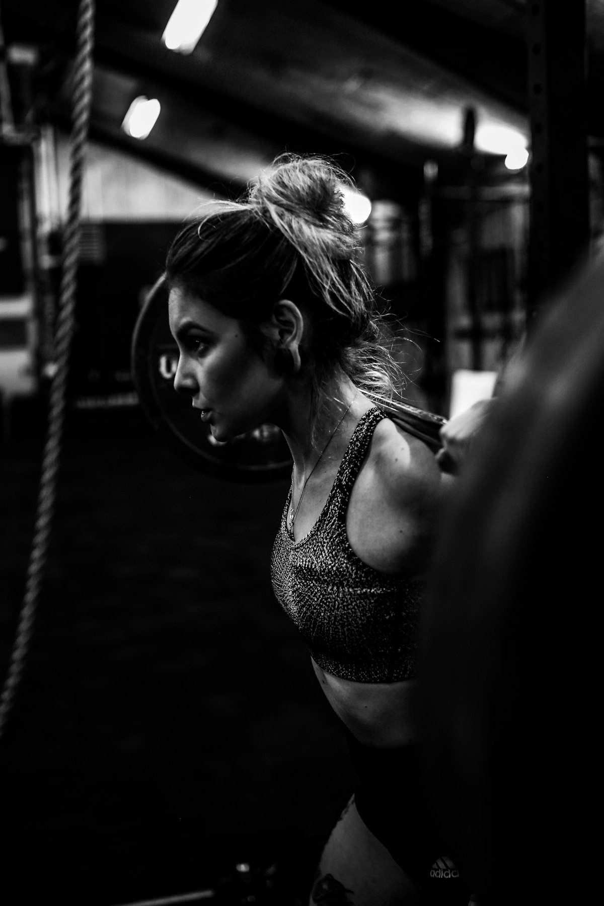 Member training in the squat rack